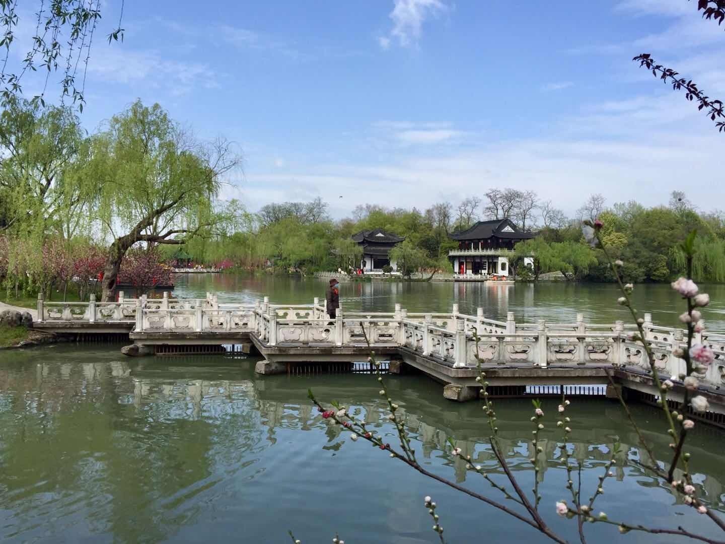 【携程攻略】扬州瘦西湖景点,瘦西湖是扬州最著名的风景名胜区,位于