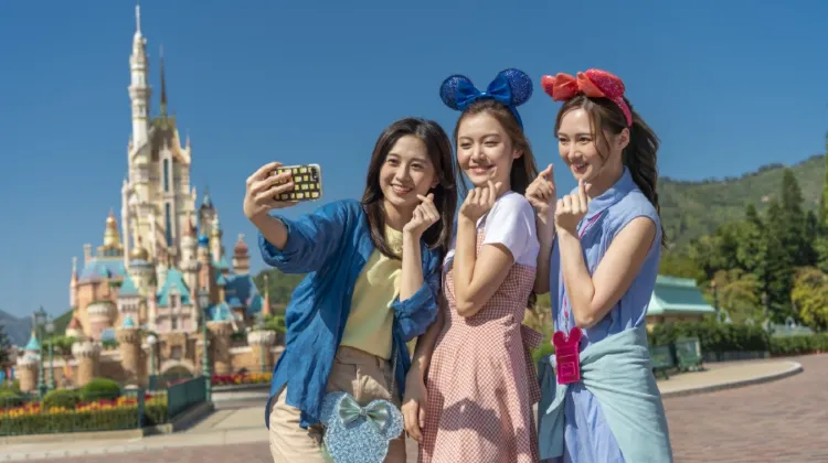 香港8日7夜行程規劃-香港迪士尼樂園