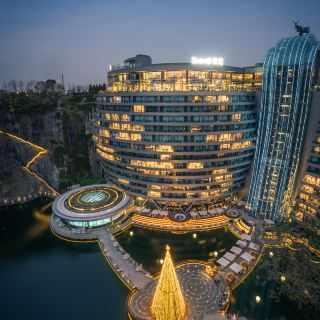 深坑秘境樂園-上海世茂精靈之城主題樂園