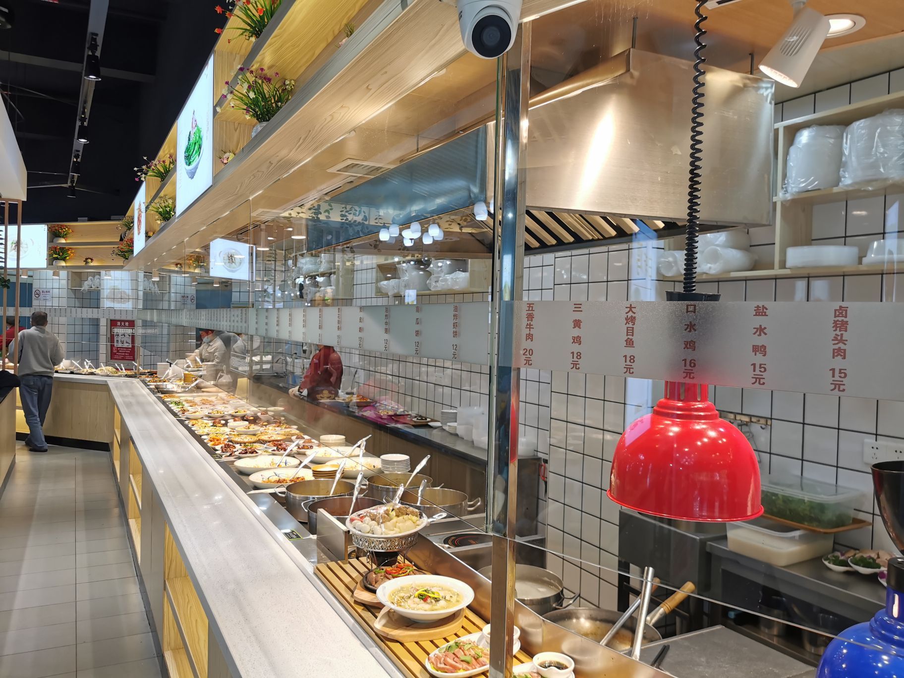 源尚大食堂(中江路店) 4.0 分 1条点评 25/人 快餐简餐 直线距离114m