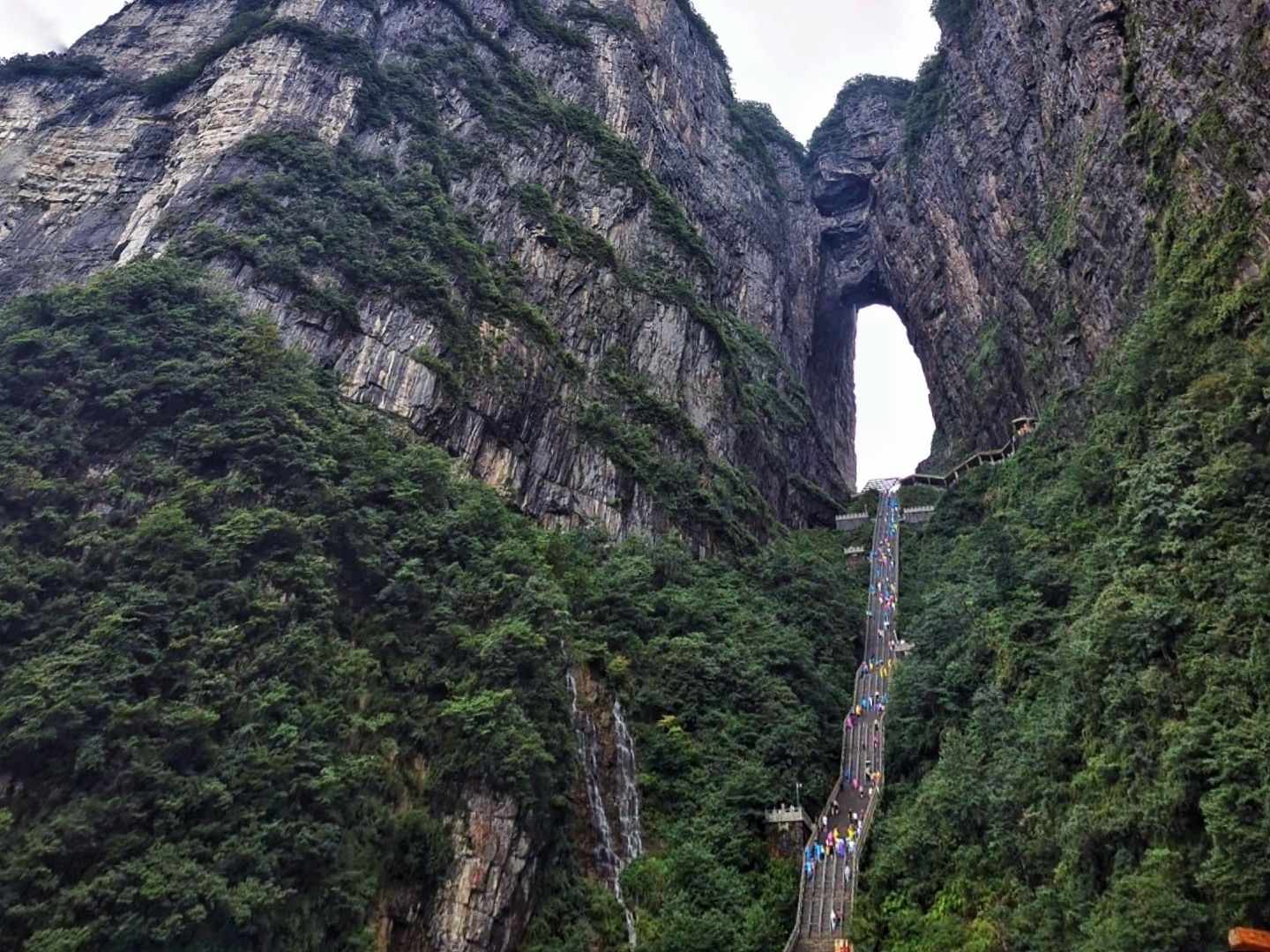 张家界攻略自由行四天(张家界旅游攻略自驾三天)（张家界旅游攻略2天）(图2)