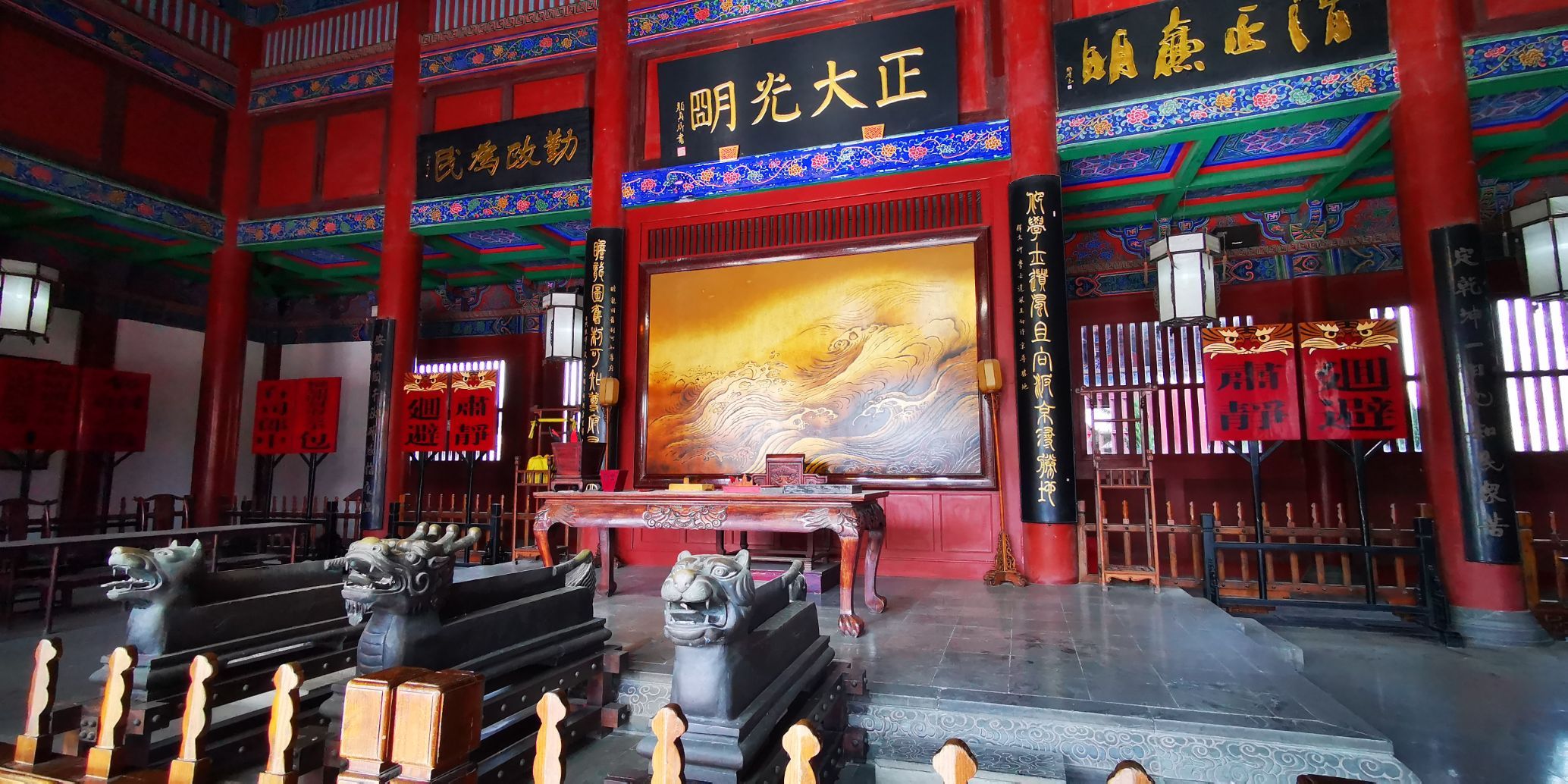 【携程攻略】开封开封包公祠景点,不存在景色的说法,反正就是后期人造