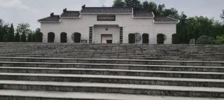 3-Day Jinzhai Tour: Tribute to Jinzhai Cemetery of Revolutionary Martyrs, Natural Wonders of Tian Tang Zhai