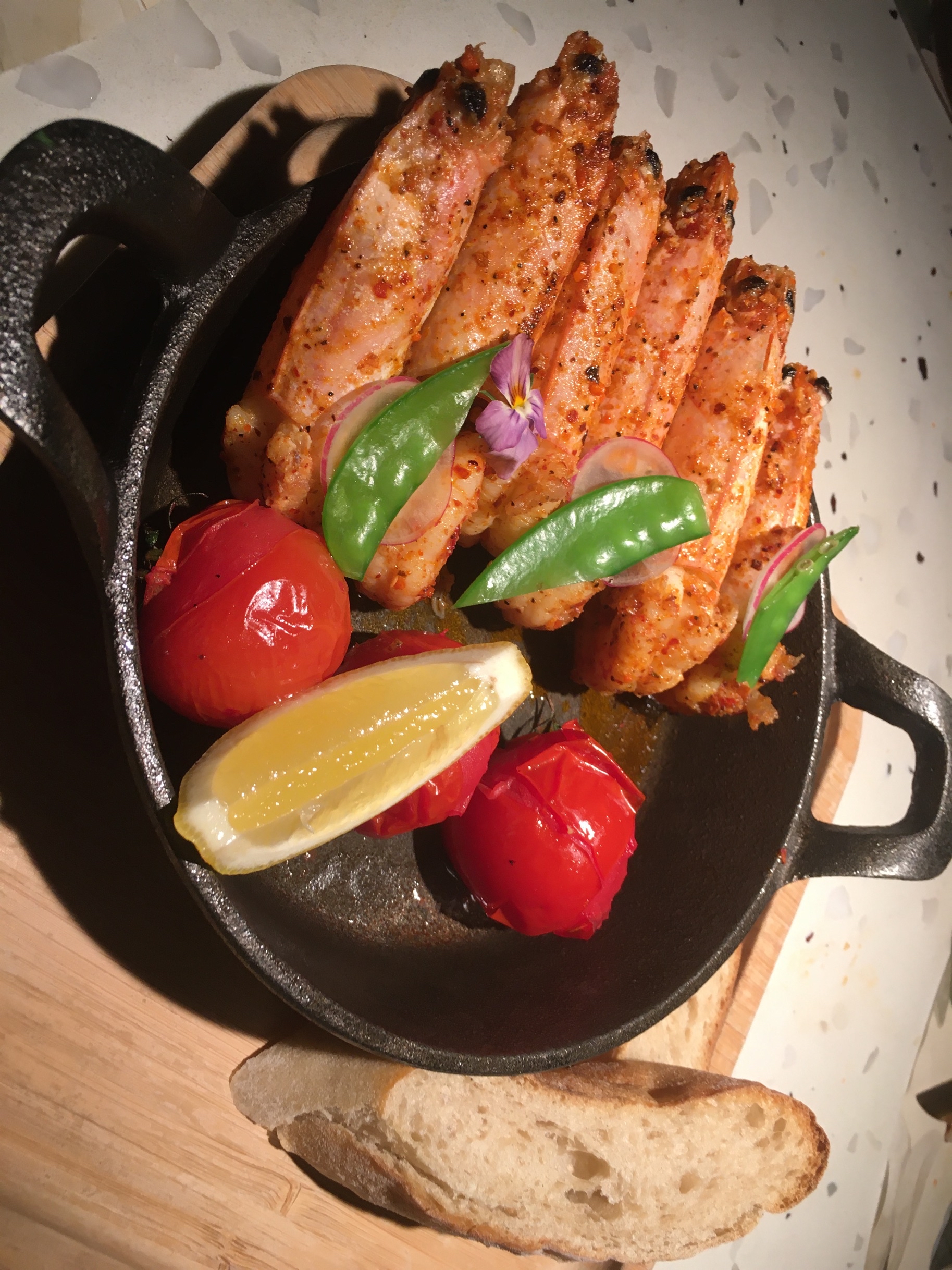 【携程美食林】上海tomacado花厨(one itc店)餐馆,提前花厨公众号里取