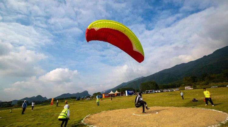 广西大明山滑翔伞基地
