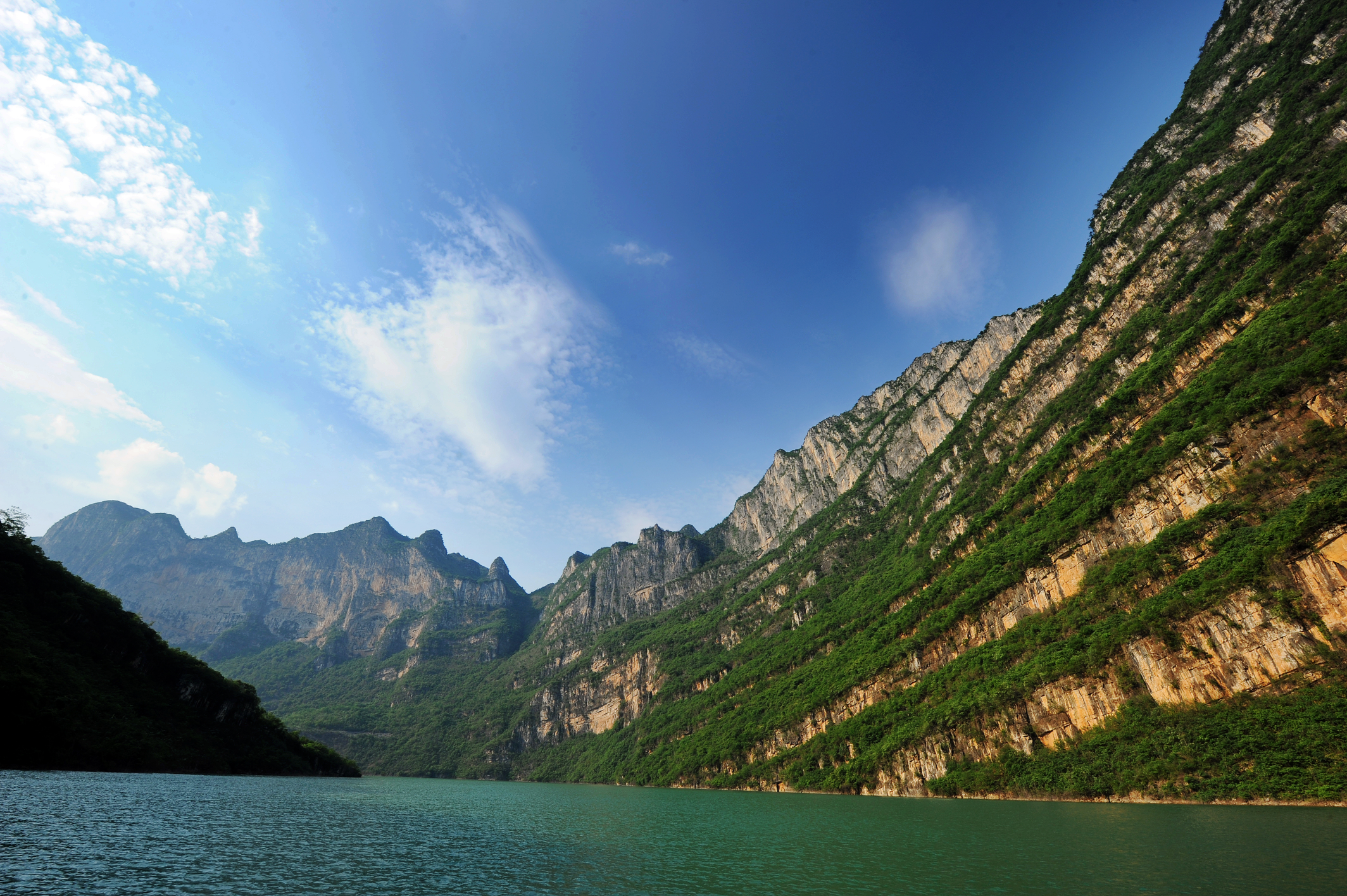关岭县花江镇利发肉牛养殖基地