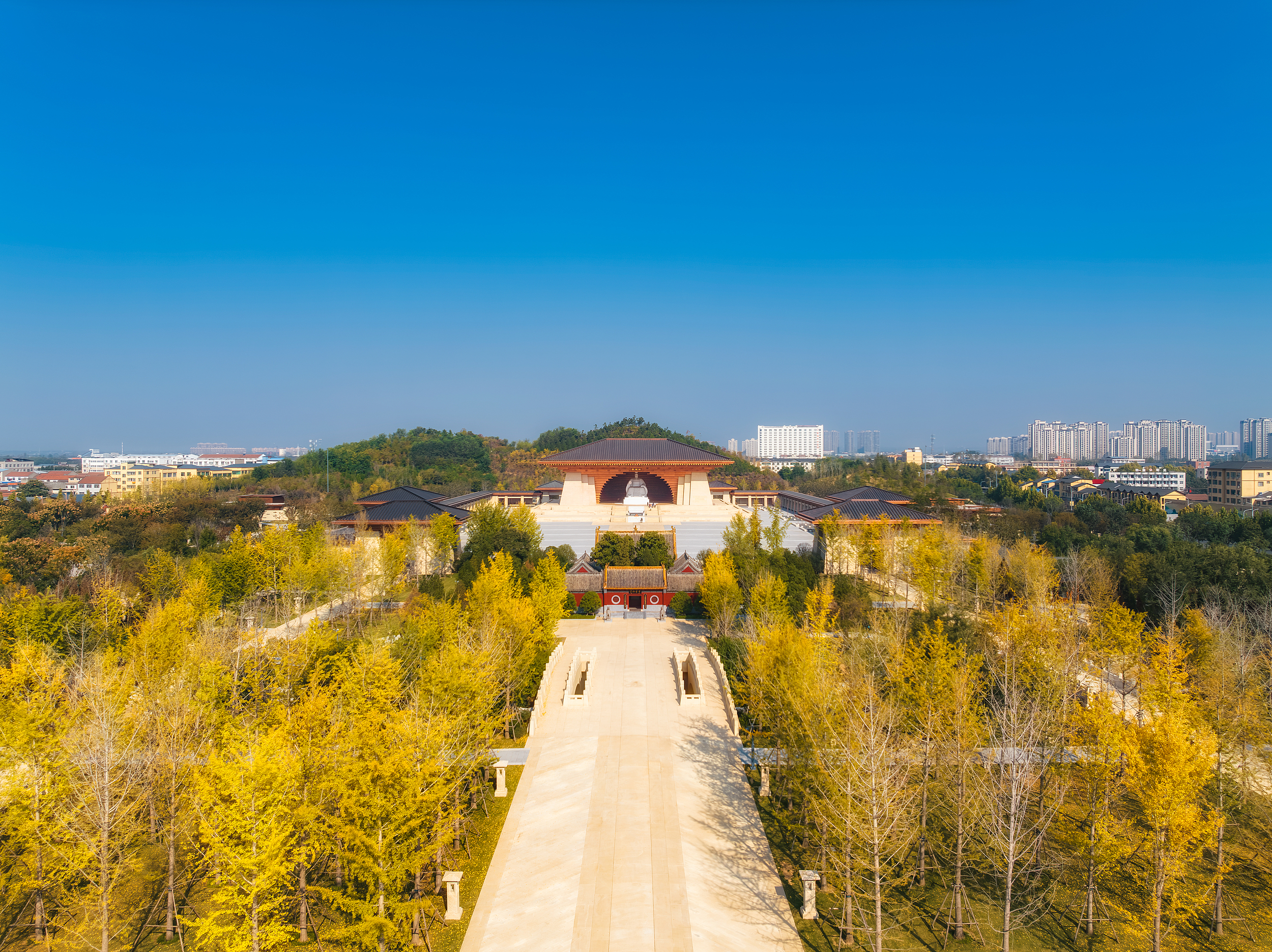신정 1일 투어: 정궈처 마갱, 황제고리(황디구리)의 역사적인 매력