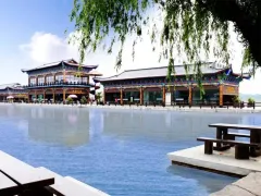 2-Day Xiaogan Tour: Explore Yunmengxianxiang Mountain Museum's history, Guanyin Lake's ecological beauty