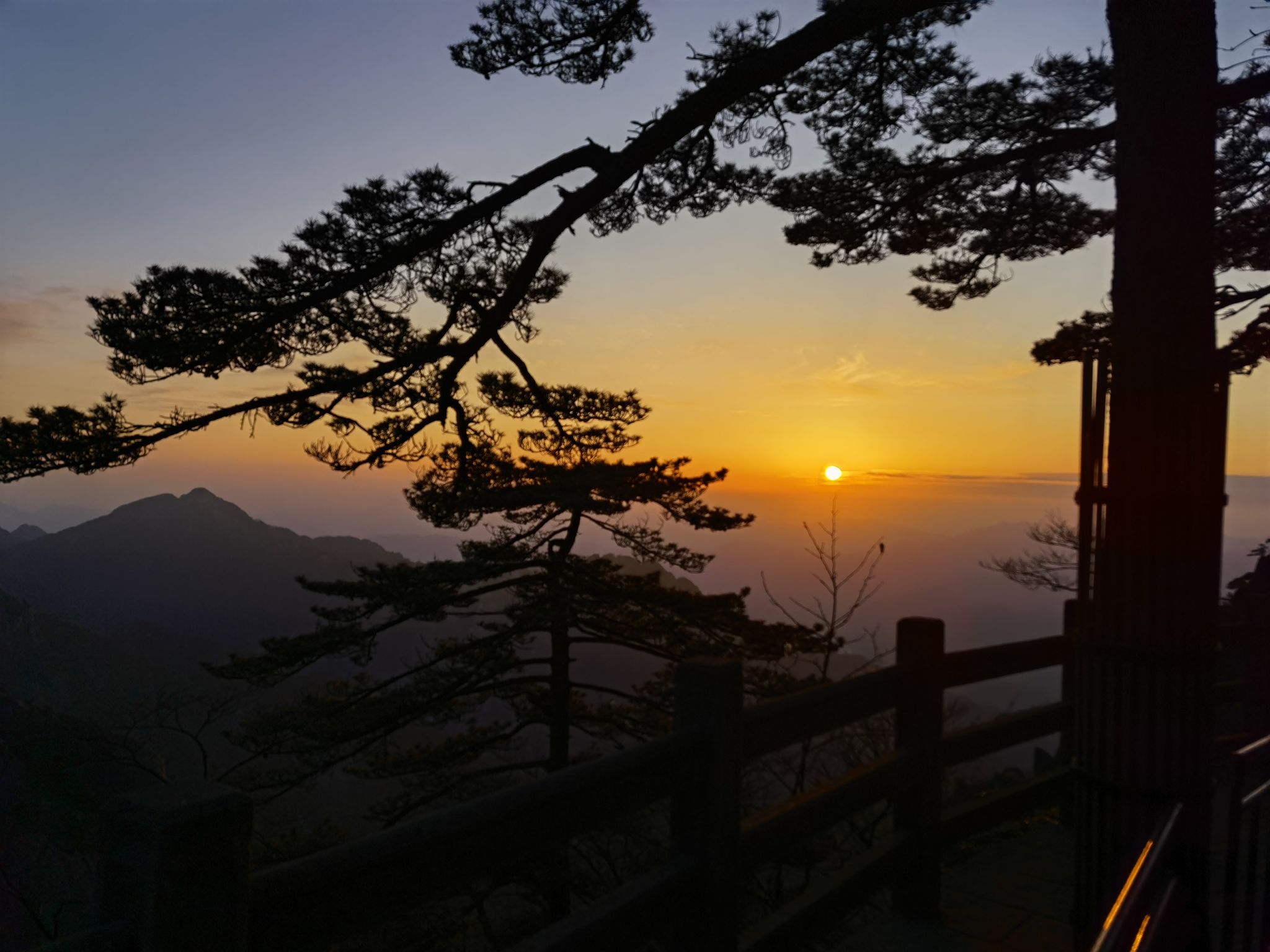 【携程攻略】黄山风景区黄山风景区景点,五岳归来不看山,黄山归来不看