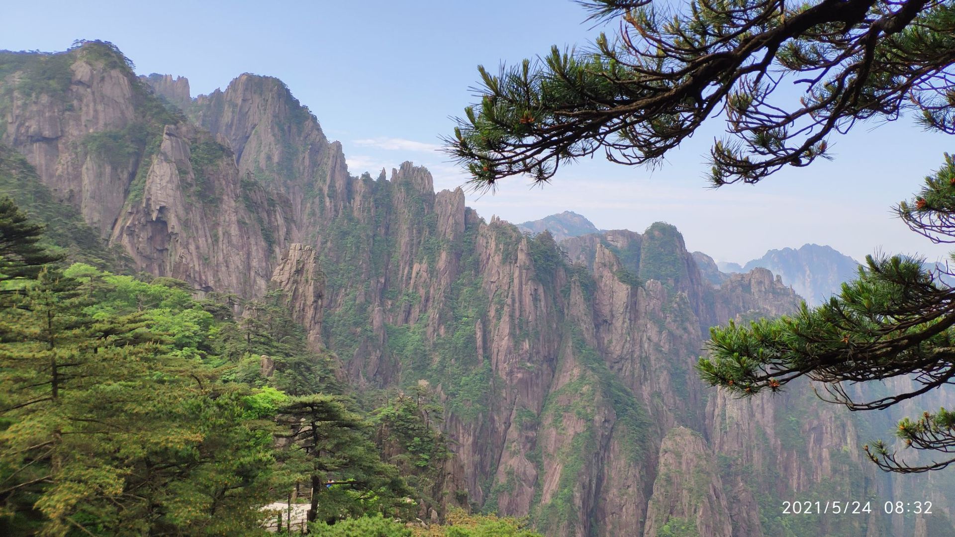 【携程攻略】黄山风景区西海大峡谷景点,西海大峡谷的景色壮美,云雾