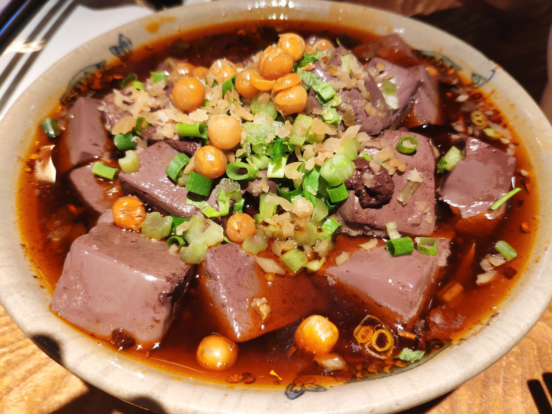 2023大小喜吃匠心集(春熙路店)美食餐厅,血旺挺嫩,麻辣适中,比较合.