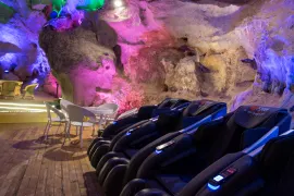 2-Day Lufeng Tour: World Dinosaur Valley's wonders, Heijing Town's charm