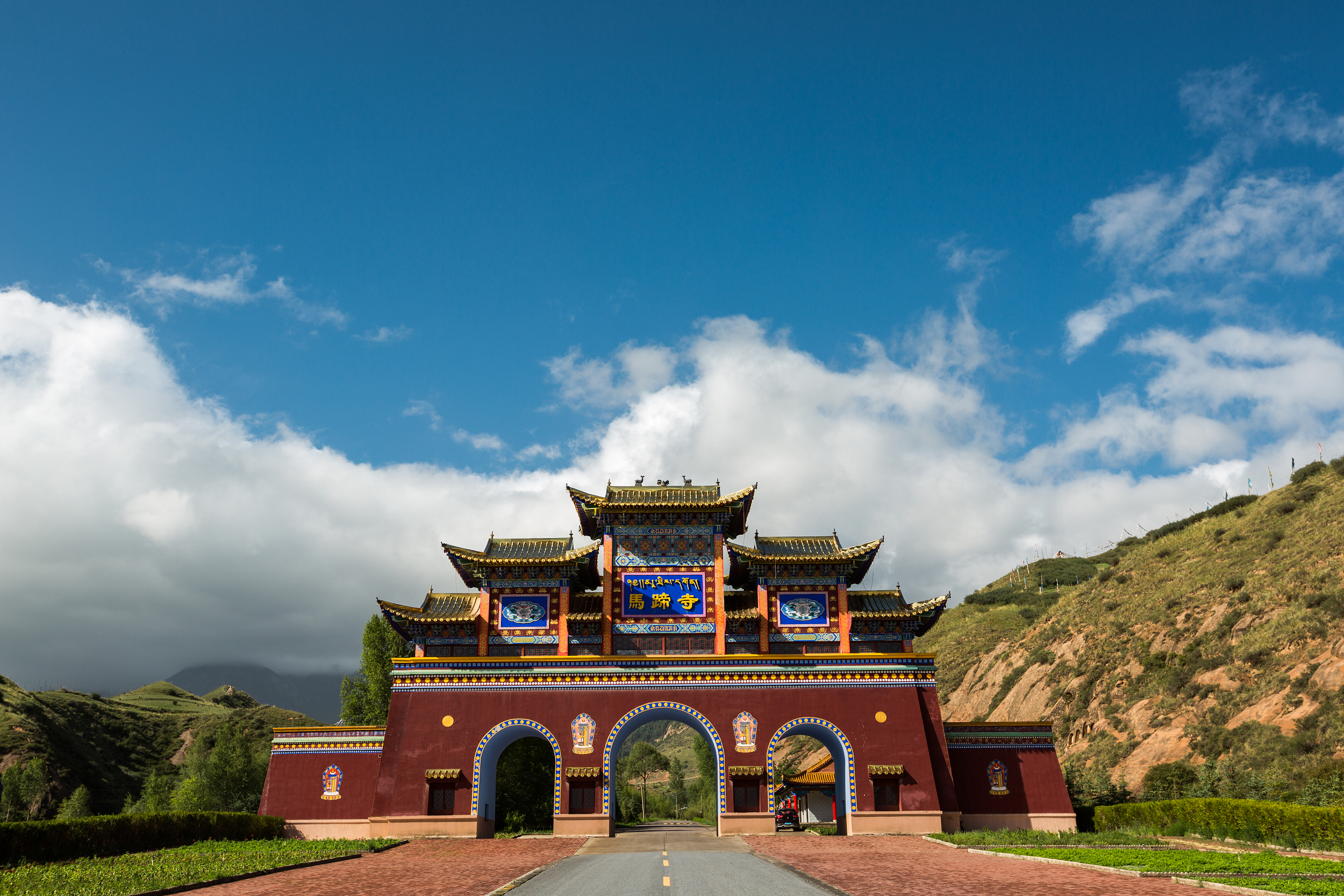 ZhangYe Mati Temple