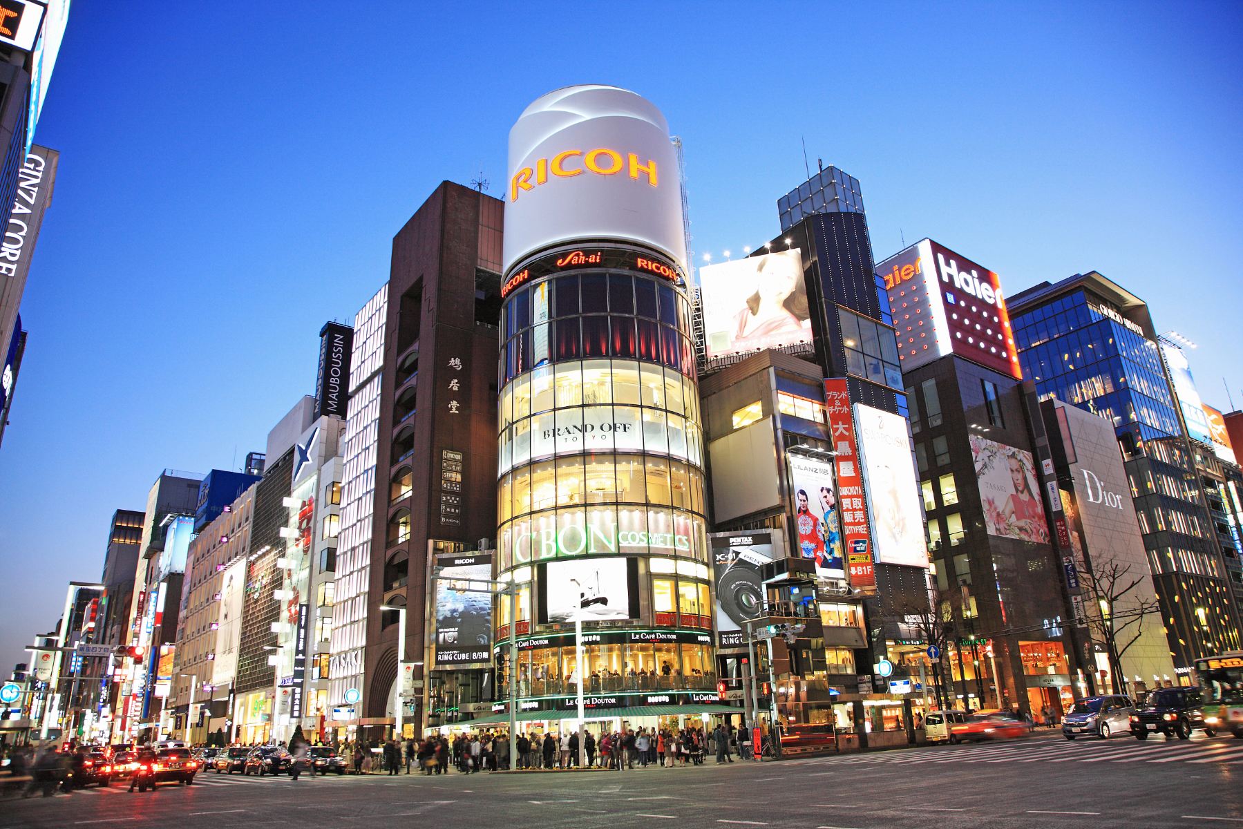 【携程攻略】东京银座景点,东京的银座适合购物的地方，这里大牌云集，夜晚下灯火辉煌，人流涌动…