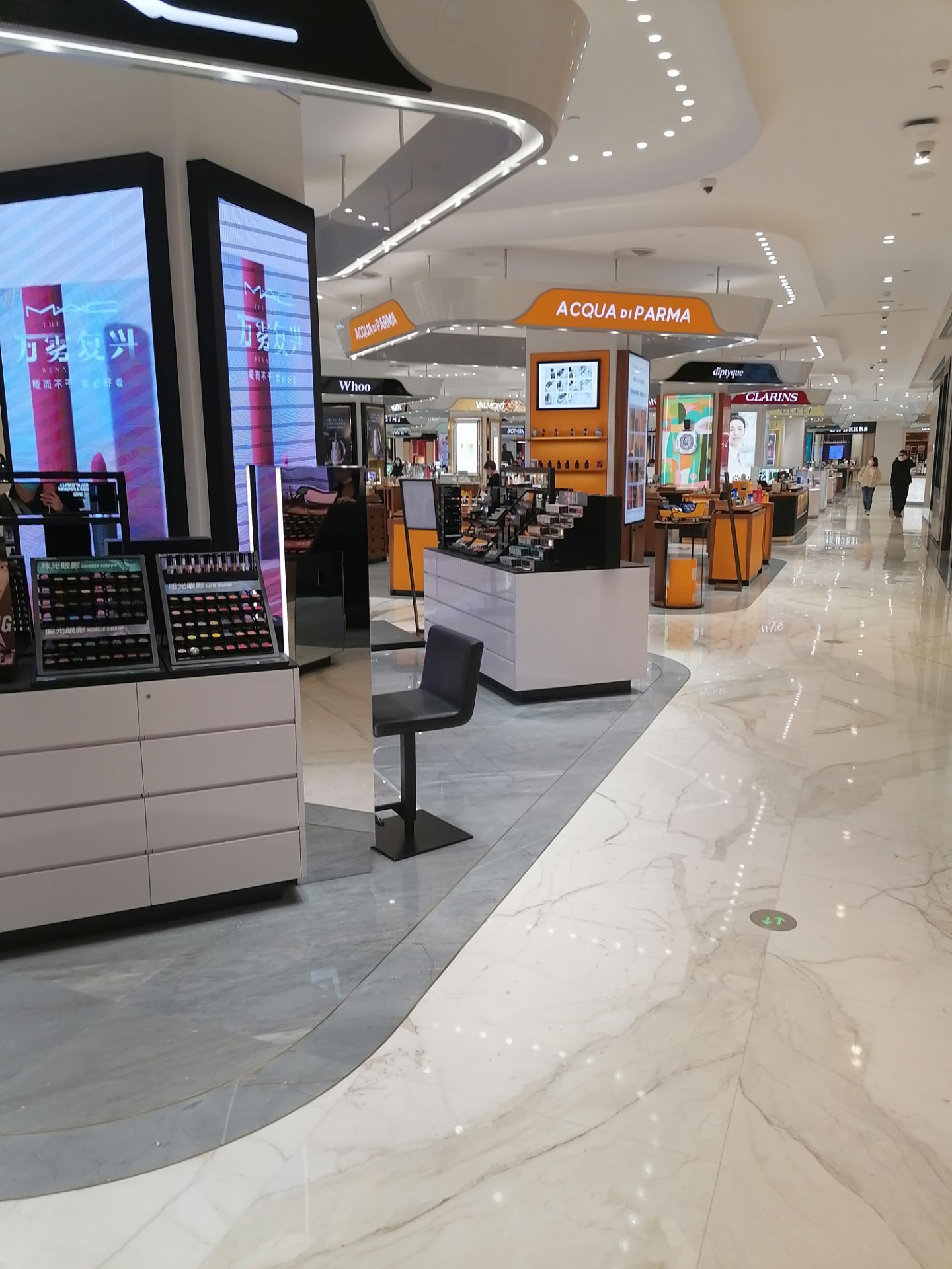 【携程攻略】西安skp购物,购物中心规模很大,内部环境整洁舒适,装饰