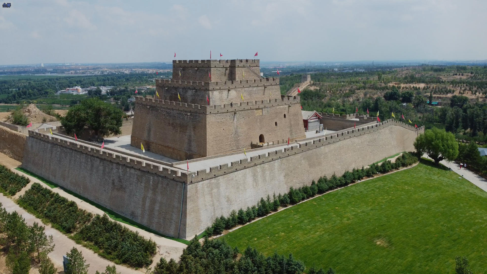 3-Day Yulin & Shenmu Tour: From Zhenbei Terrace Great Wall to Hongjiannao Wetland, A Journey of Nature and History