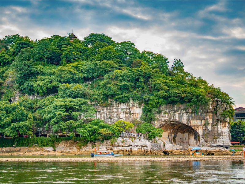 888语音导览 訾洲岛 "历史悠久的园林景区 " 4.6 /5