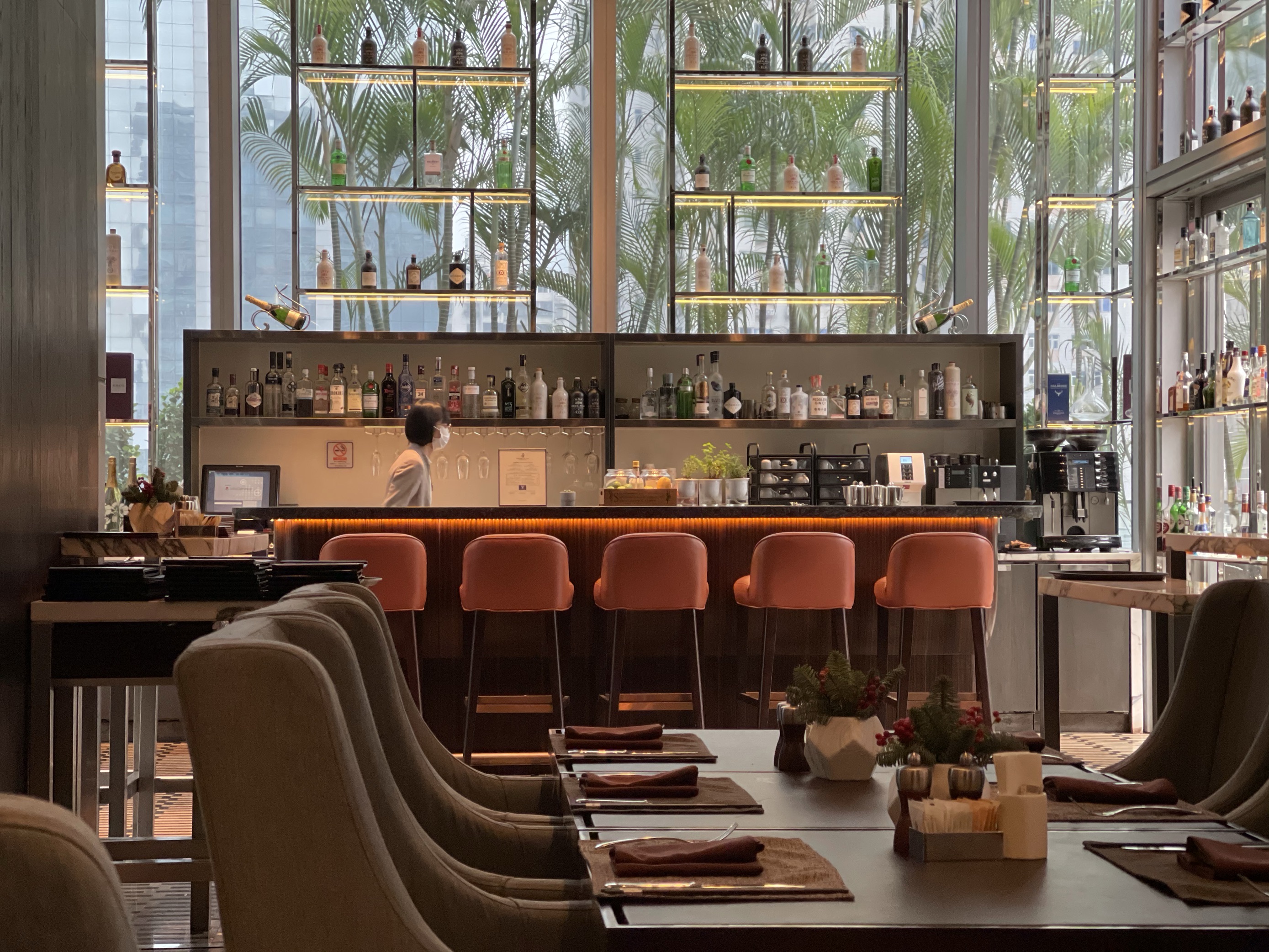 吃的下午茶套餐,三层楼套餐里面含一杯咖啡或茶,要