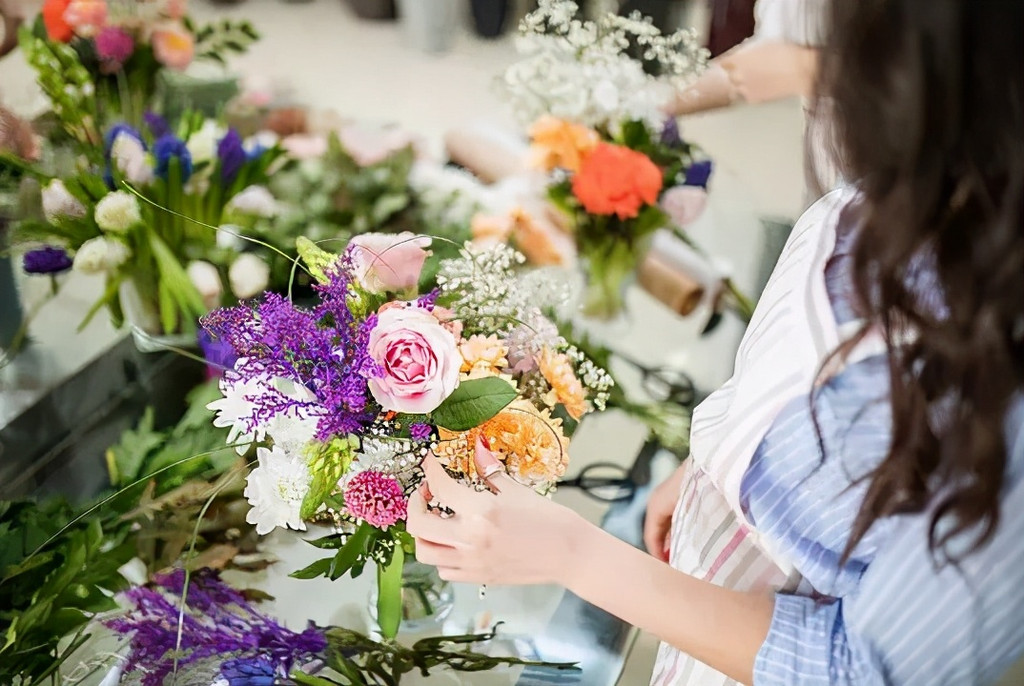 成都三八妇女节企业团建就到鹿溪闲院,插花,烤串,踏春走起来