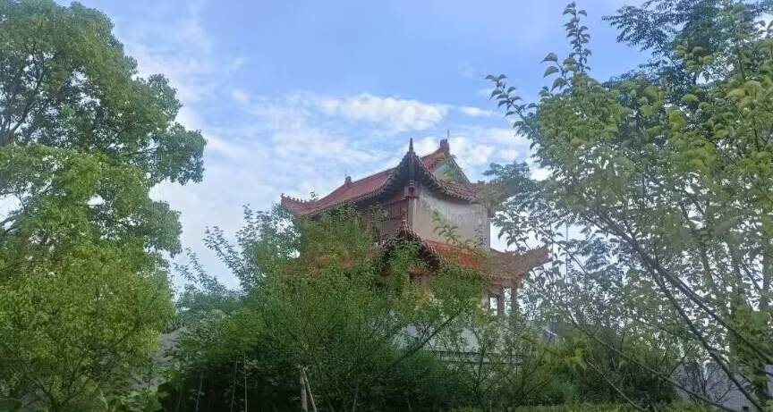 3-Day Jingmen Tour: Explore Garden Expo Art, Experience Shengjing Mountain's Zen Charm