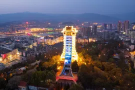 3-Day Guangyuan Tour: Zhaohua Ancient City and Jianmenguan, Tangjiahe's natural scenery