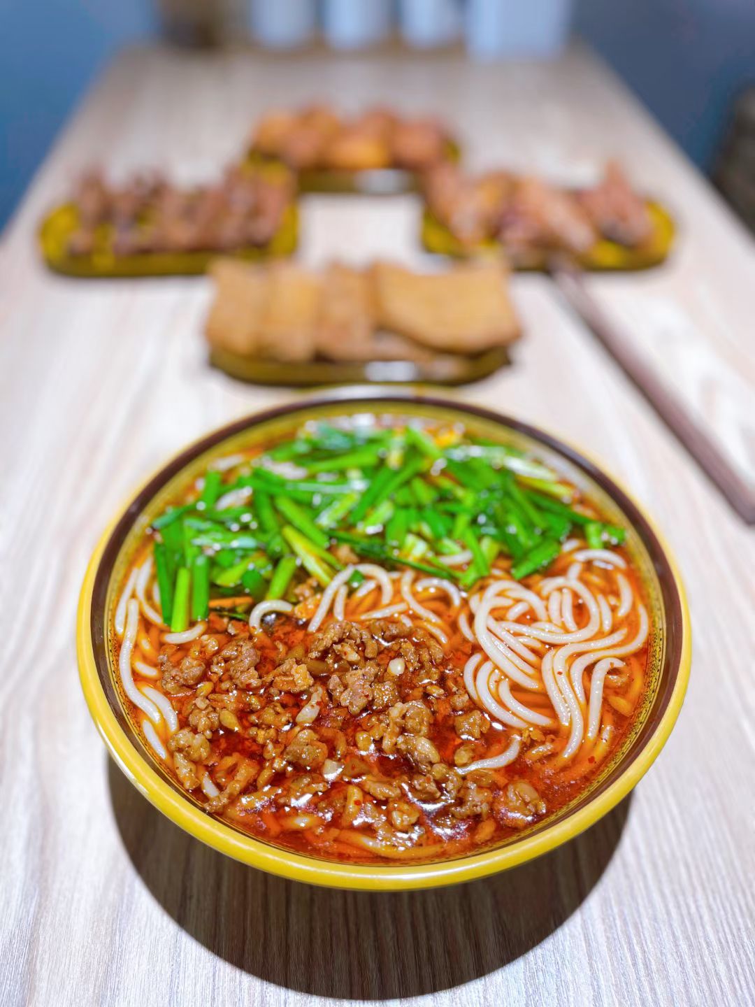 沁芳园老昆明小锅米线(万达广场店)