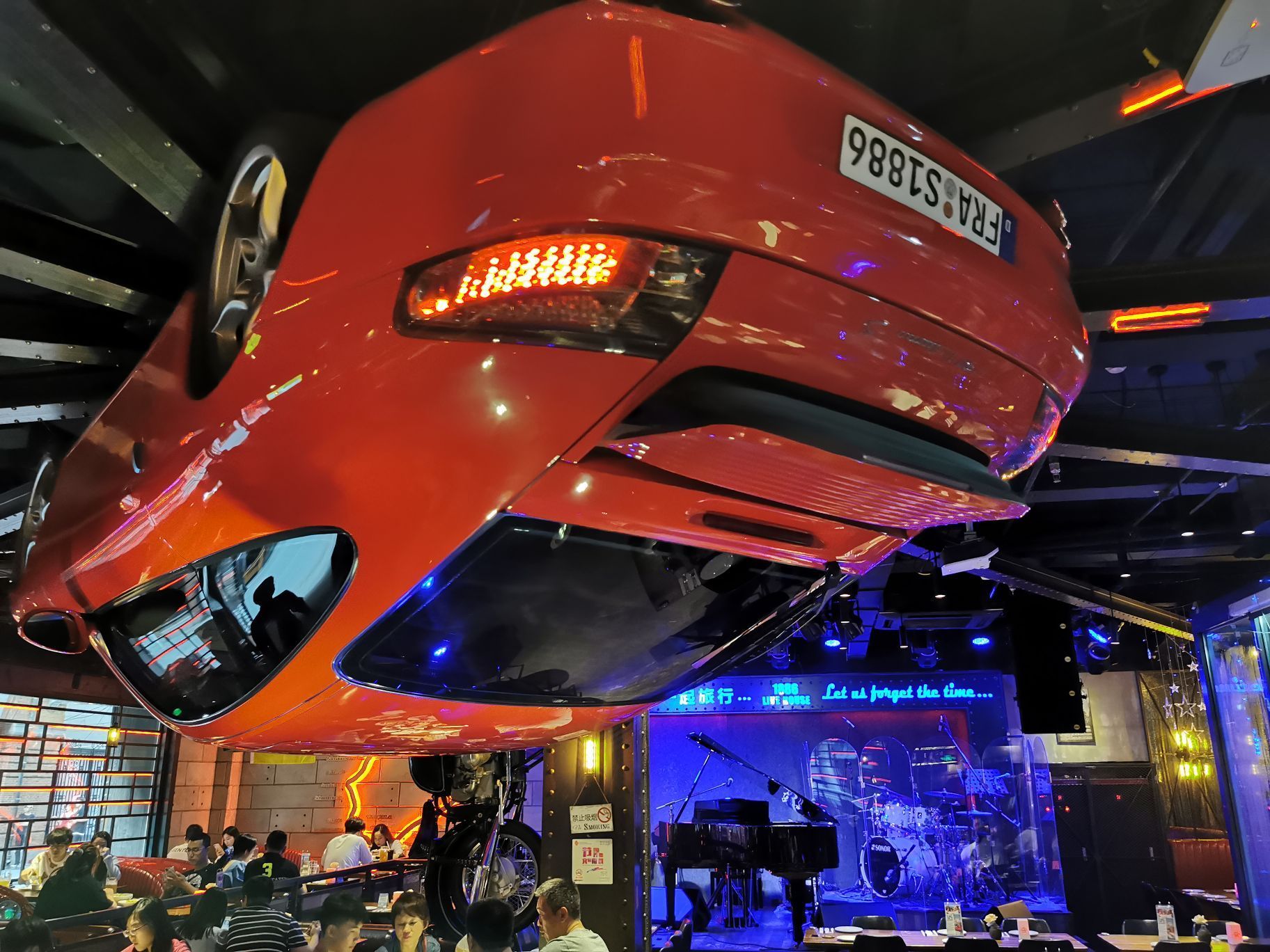 上海1886汽车主题德国餐厅(外滩十三号店)好吃吗,1886汽车主题德国