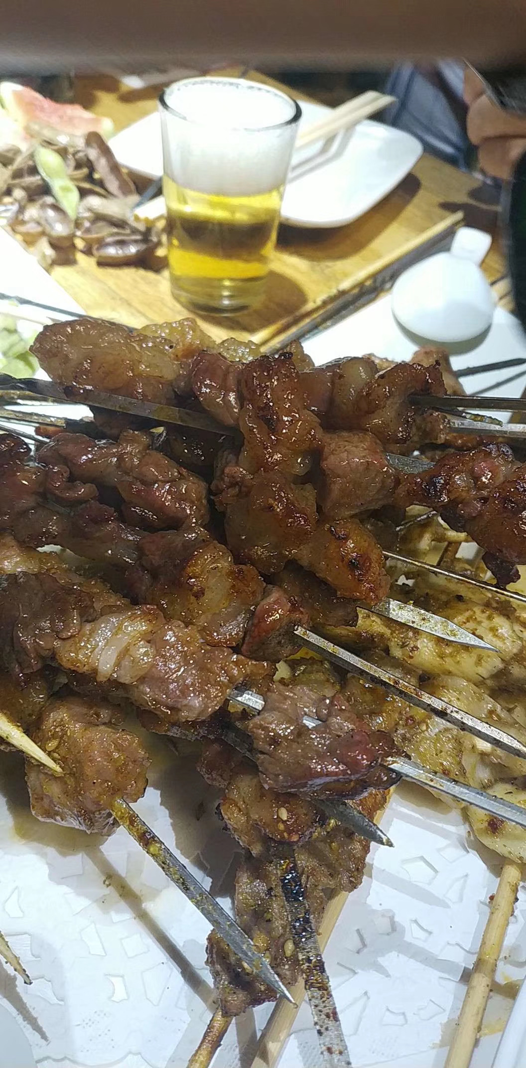 烤串啤酒