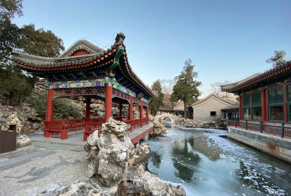 1-Day Suifenhe Tour: Explore Middle East Railway Architectural Complex History, Border Scenery at National Gate
