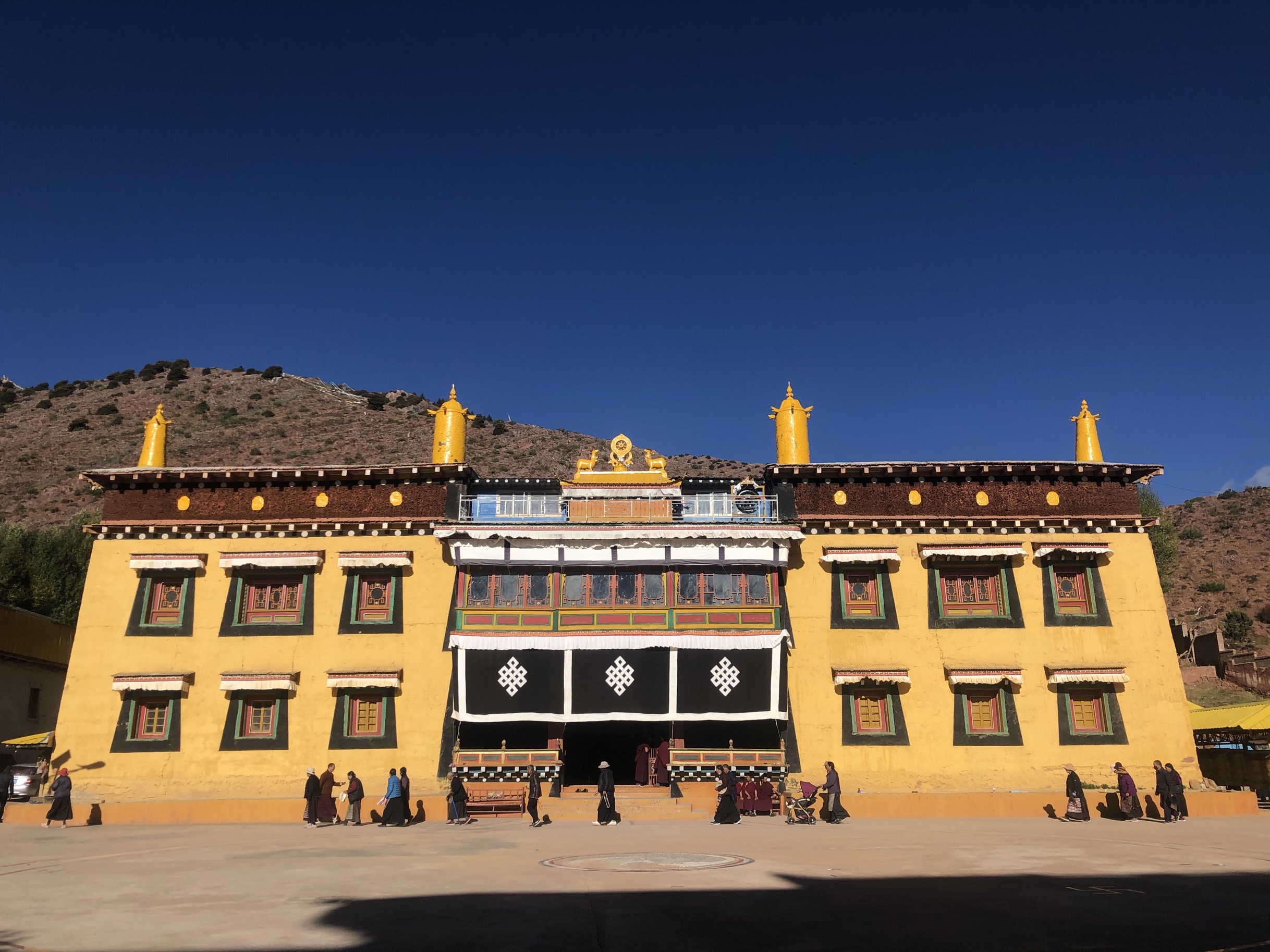 芒康维色寺攻略-维色寺门票价格多少钱-团购票价预定优惠-景点地址