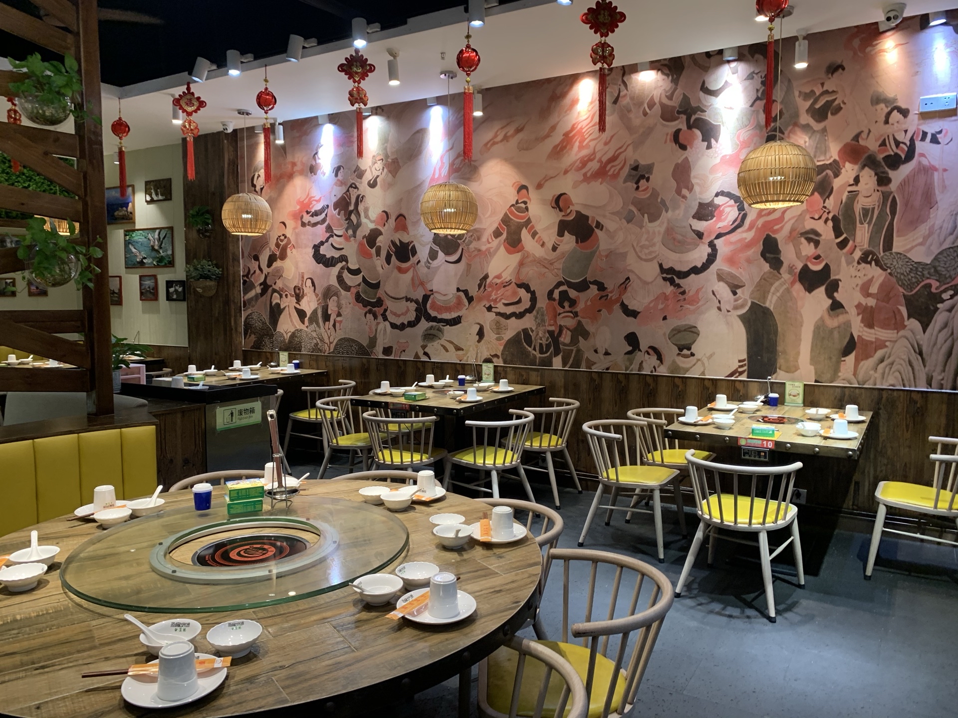 再次光顾厨房好味,楼上包间很多,设施一般,以海南地方菜为特色,口味还