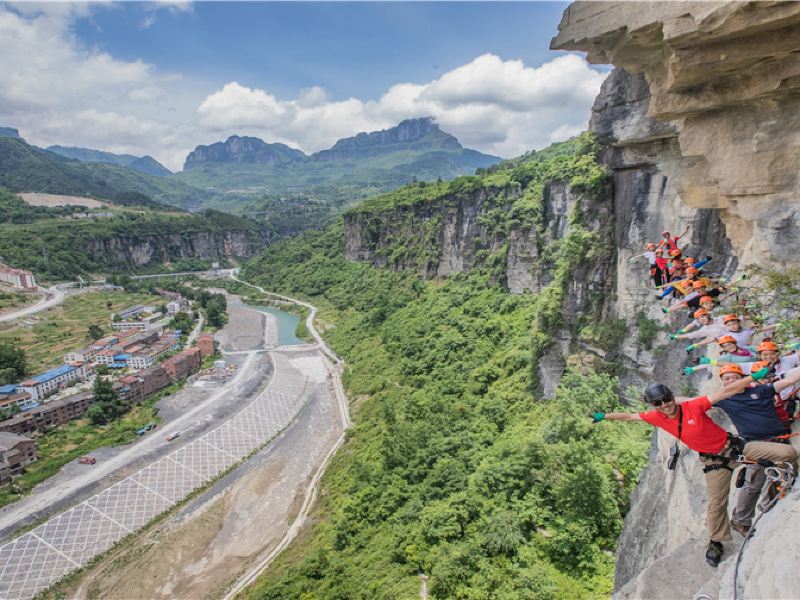 金佛山飞拉达图片