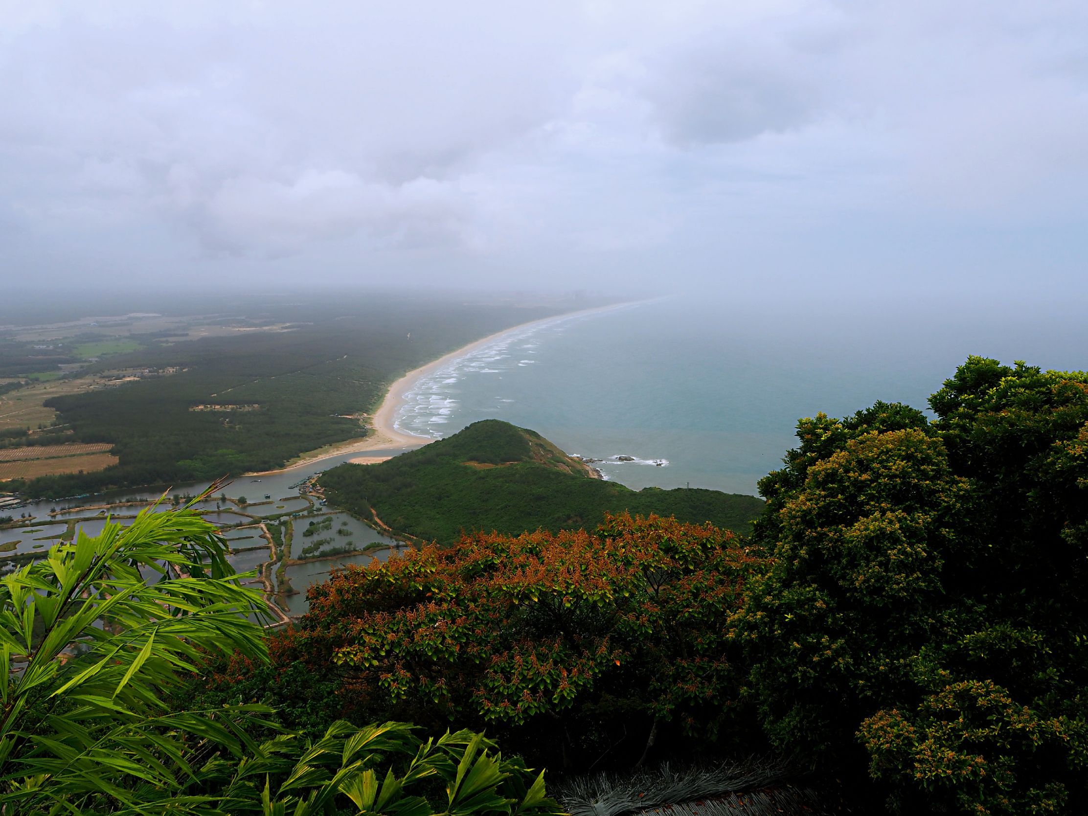 查看更多海南铜鼓岭景区点评