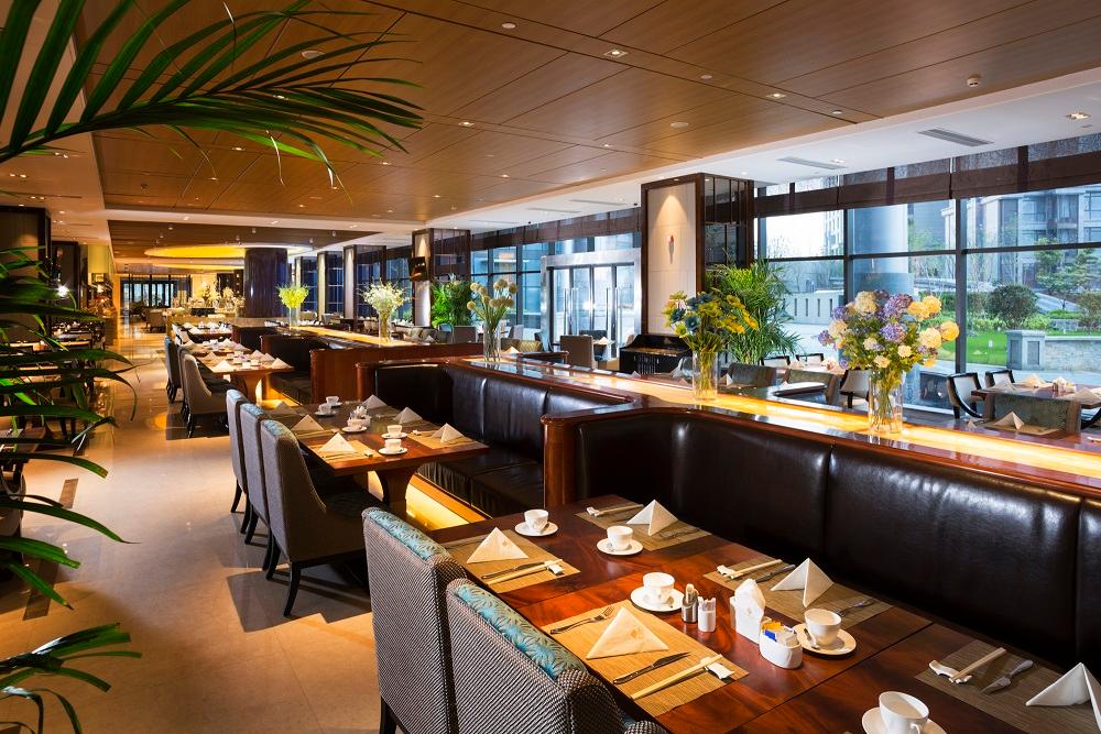 金海湾西餐厅 自助餐 直线距离292m