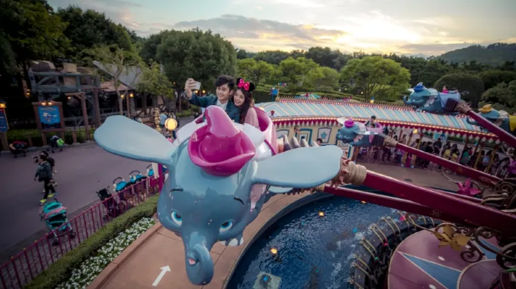 香港8日7夜行程規劃-幻想世界