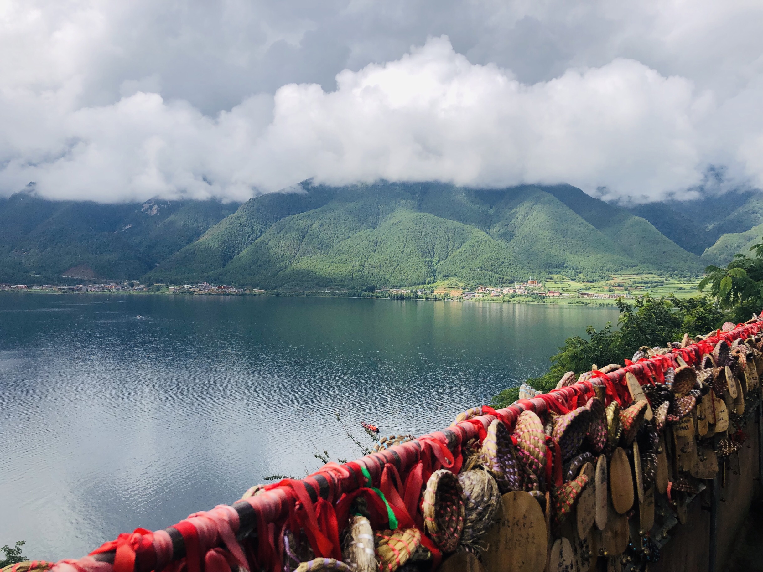 泸沽湖|摄影|风光摄影|西瓜的柚子 - 原创作品 - 站酷 (ZCOOL)