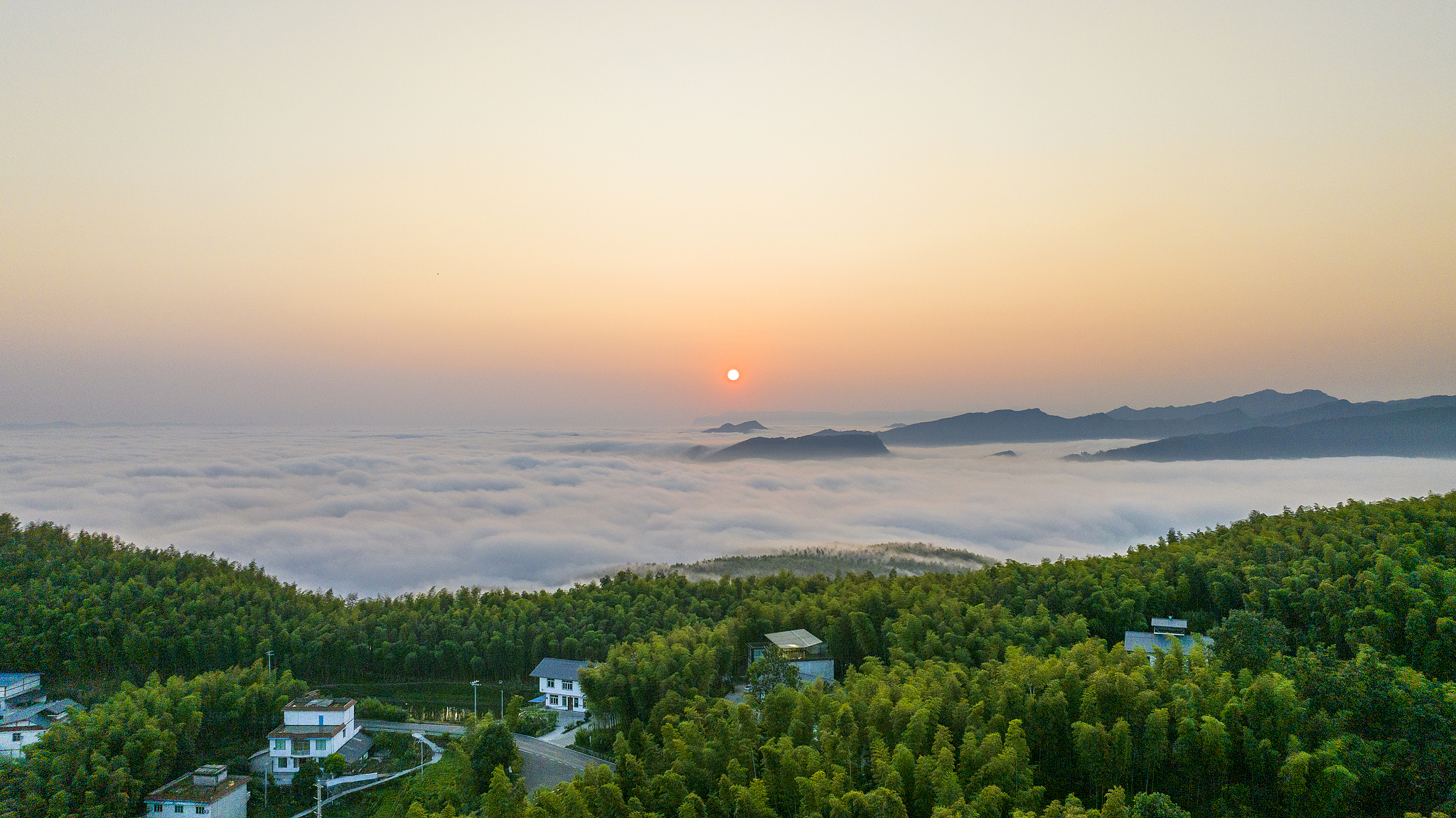 싱원 2일 투어: 장관을 이루는 돌바다, 북왕산의 신비를 탐험해 보세요