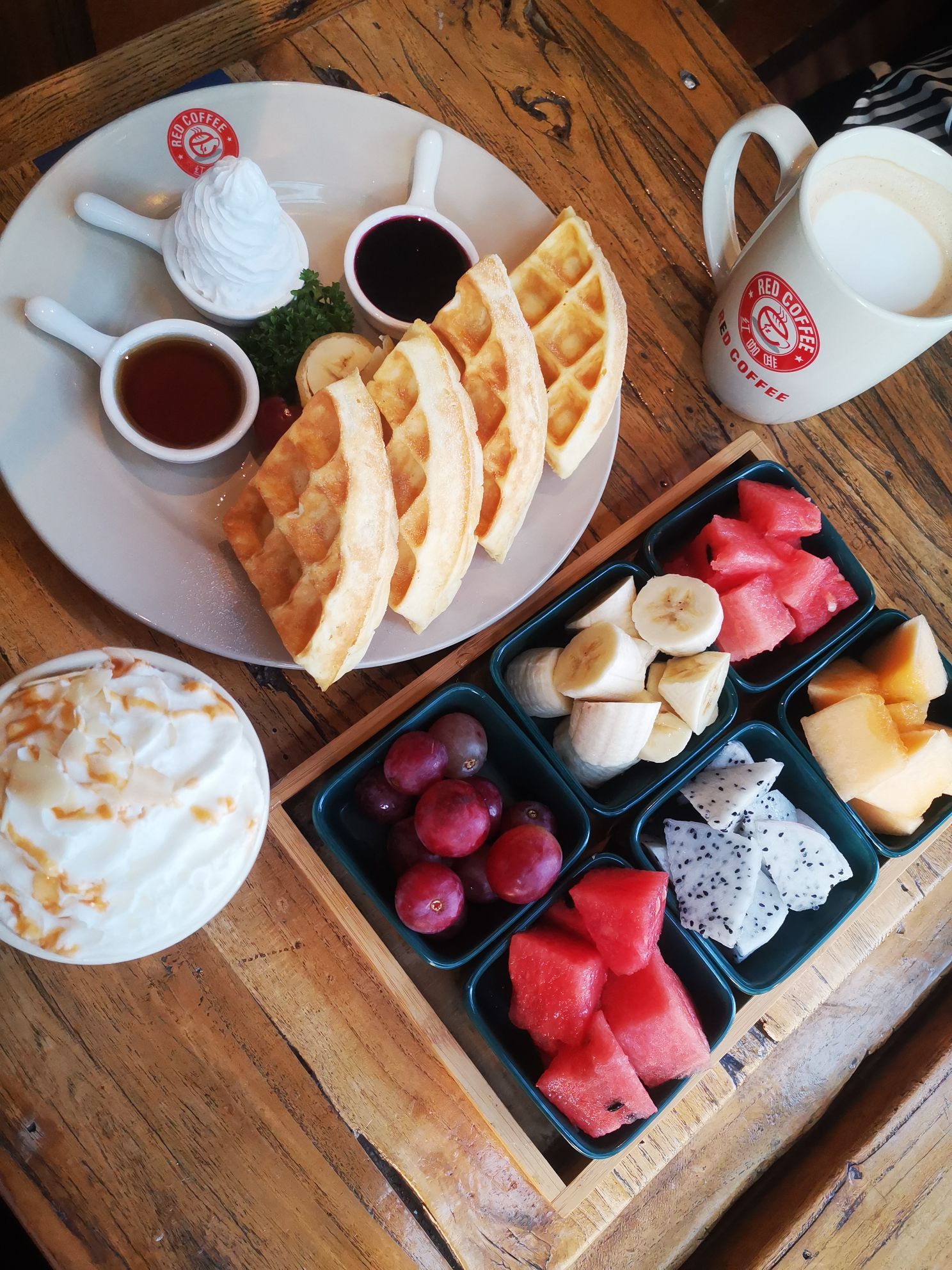 【携程美食林】新乡红咖啡red coffee餐馆,每次来都喜欢坐在靠窗的