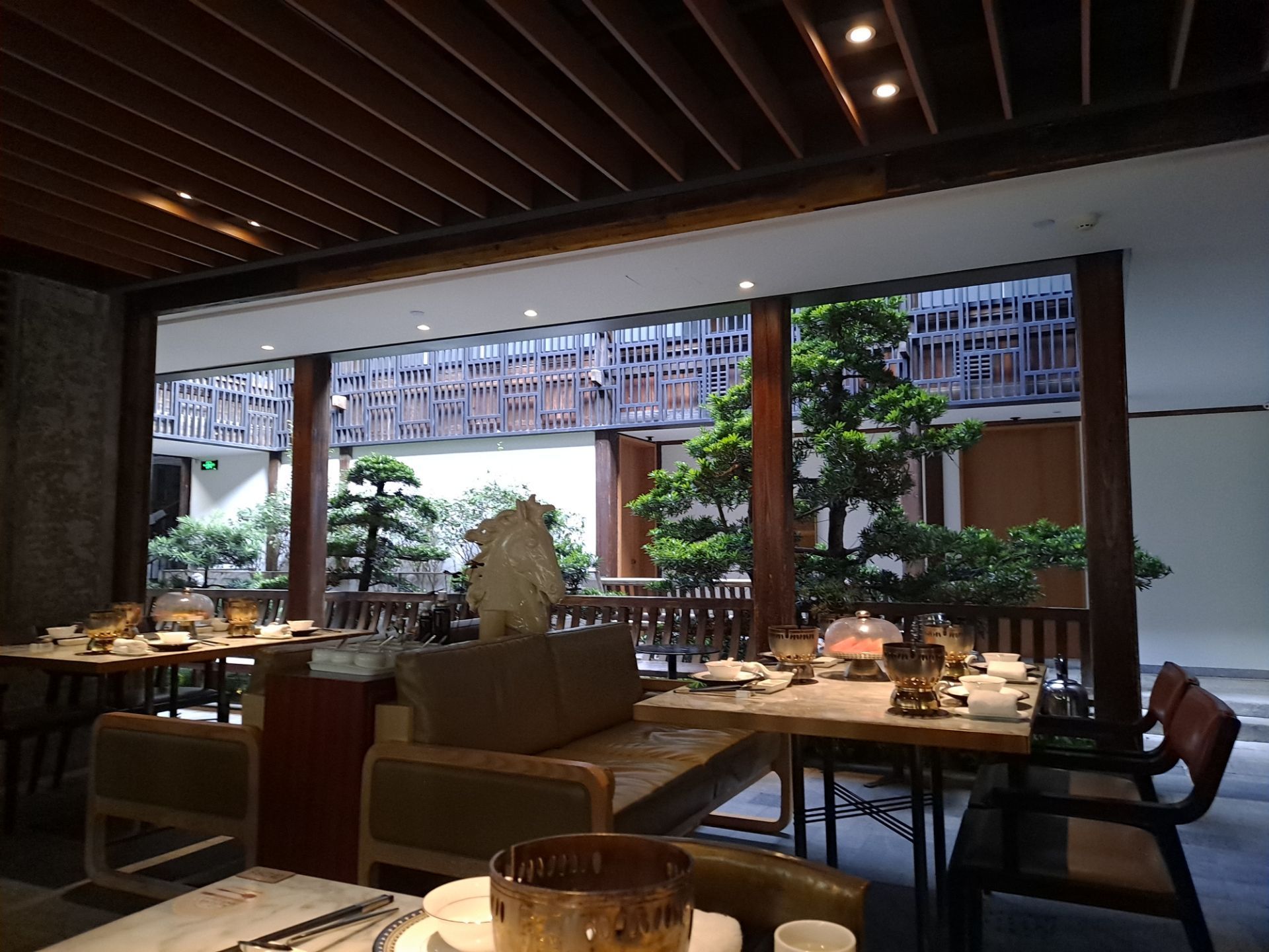 【携程美食林】福州雍和会海鲜姿造(三坊七巷店)餐馆,老同学的女儿考