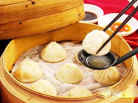 老盛昌汤包创始人余维明,沈永洁,丁伟民怀揣创业梦,致力于将此事业做