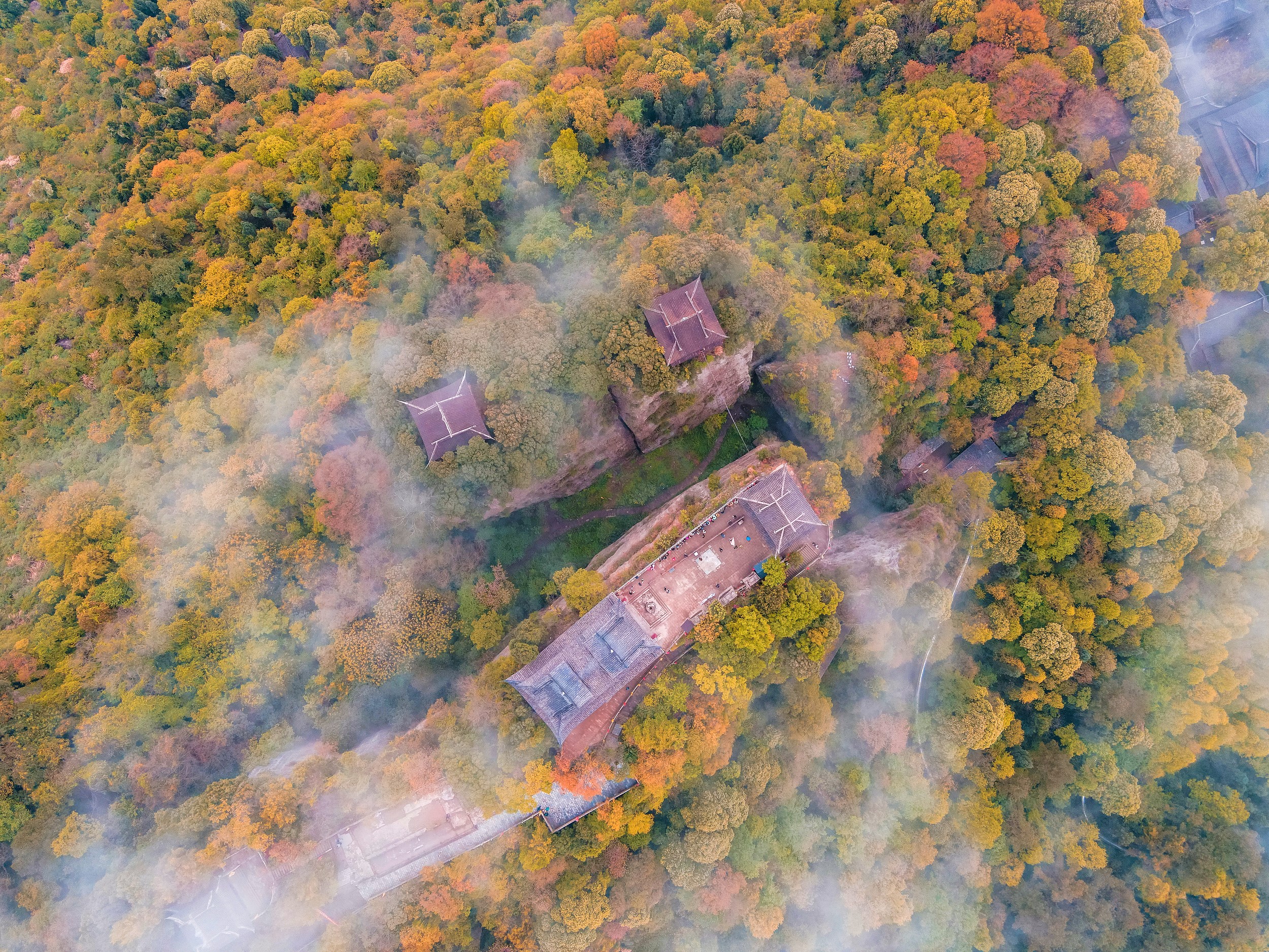 2-Day Mianyang Tour: Fantawild Oriental Heritage Park, Cultural and Natural Fusion