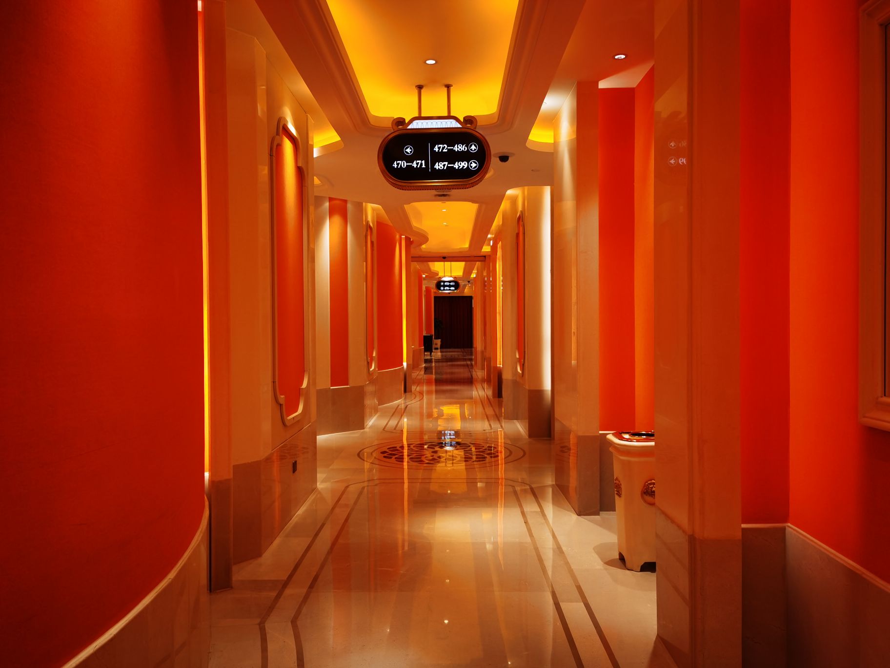 白金汉爵大酒店餐饮包厢