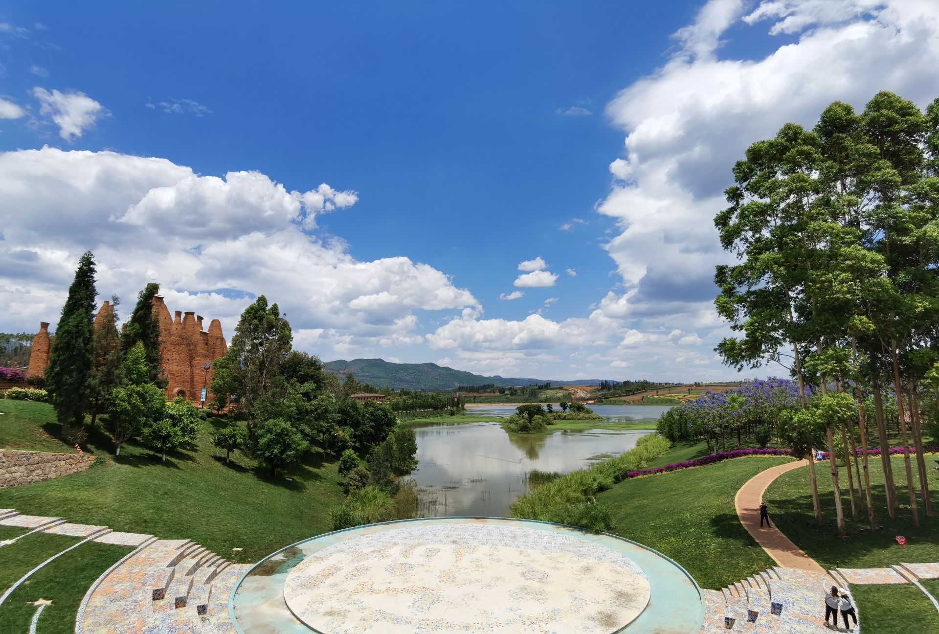 【携程攻略】弥勒东风韵景区景点,非常值得一去,门票40很值得,就是