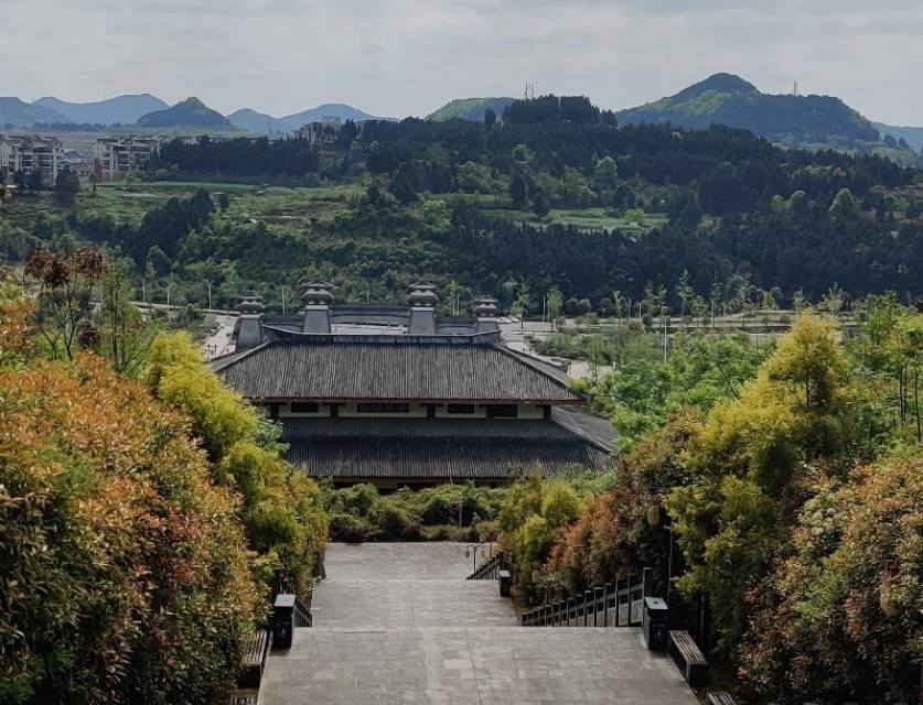 4-Day Langzhong Tour: Journey Through Ancient Langzhong Charm, From Huaguang Building to Prince Teng’s Pavilion