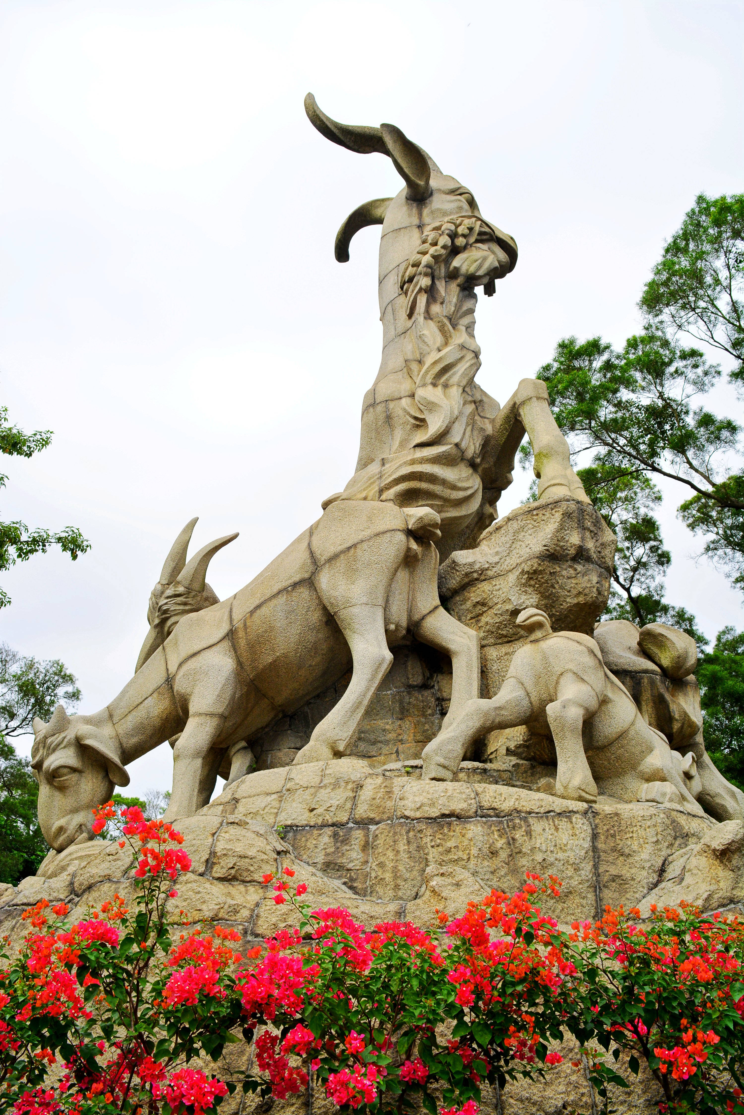 【携程攻略】广州越秀公园景点,广州的免费公园很多,这其中最值得一游