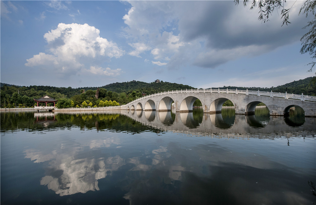1-Day Xiangtan Tour: The Elegance of Paragon Garden, Shaoshan's Revolutionary History