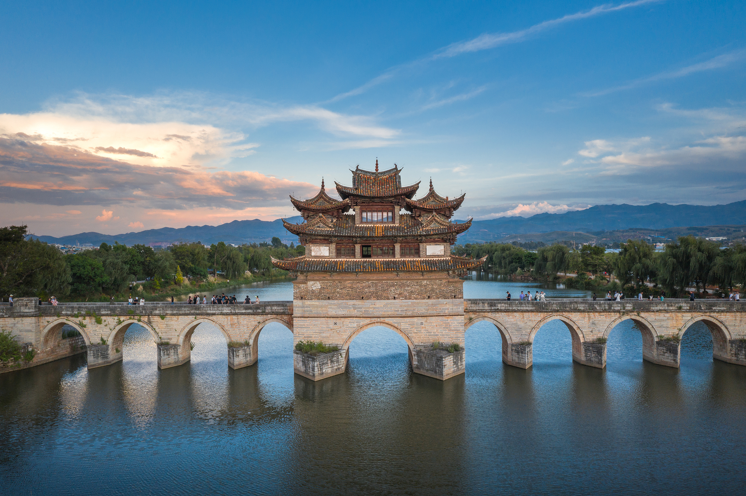 旅游攻略社区>目的地>归圣寺> 归圣寺 云南省开远市小龙潭乡西狮子山