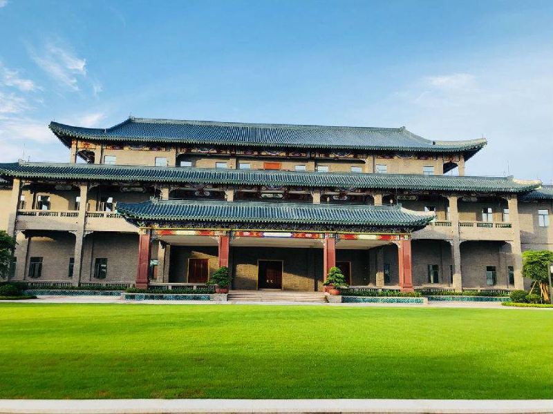 伍炳亮黄花梨艺博馆