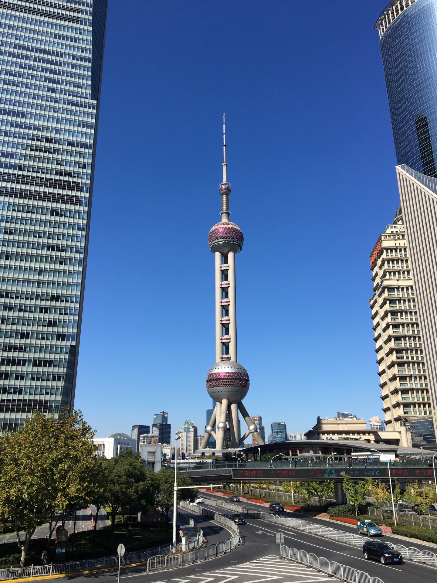陆家嘴中心绿地旅游景点攻略图