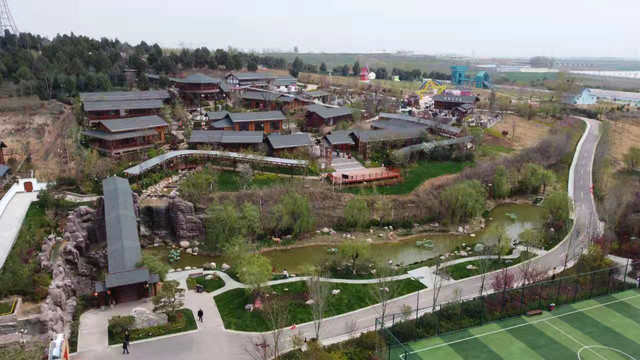 晋城司徒小镇外扎破游客车胎的嫌疑人已落网景区赔付17名车主1000元和补胎费用